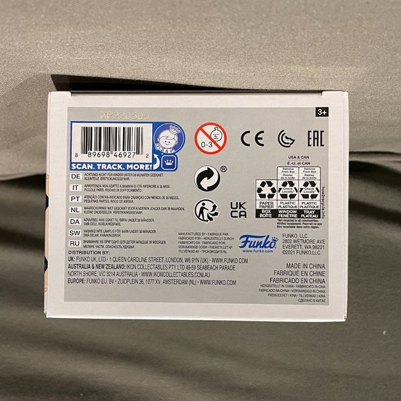 Cobra Kai Daniel LaRusso Pop! Vinyl Figure - Picture 5 of 6